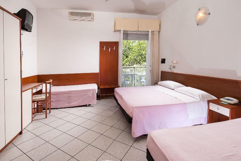 Hotel Odeon Cervia Eksteriør billede
